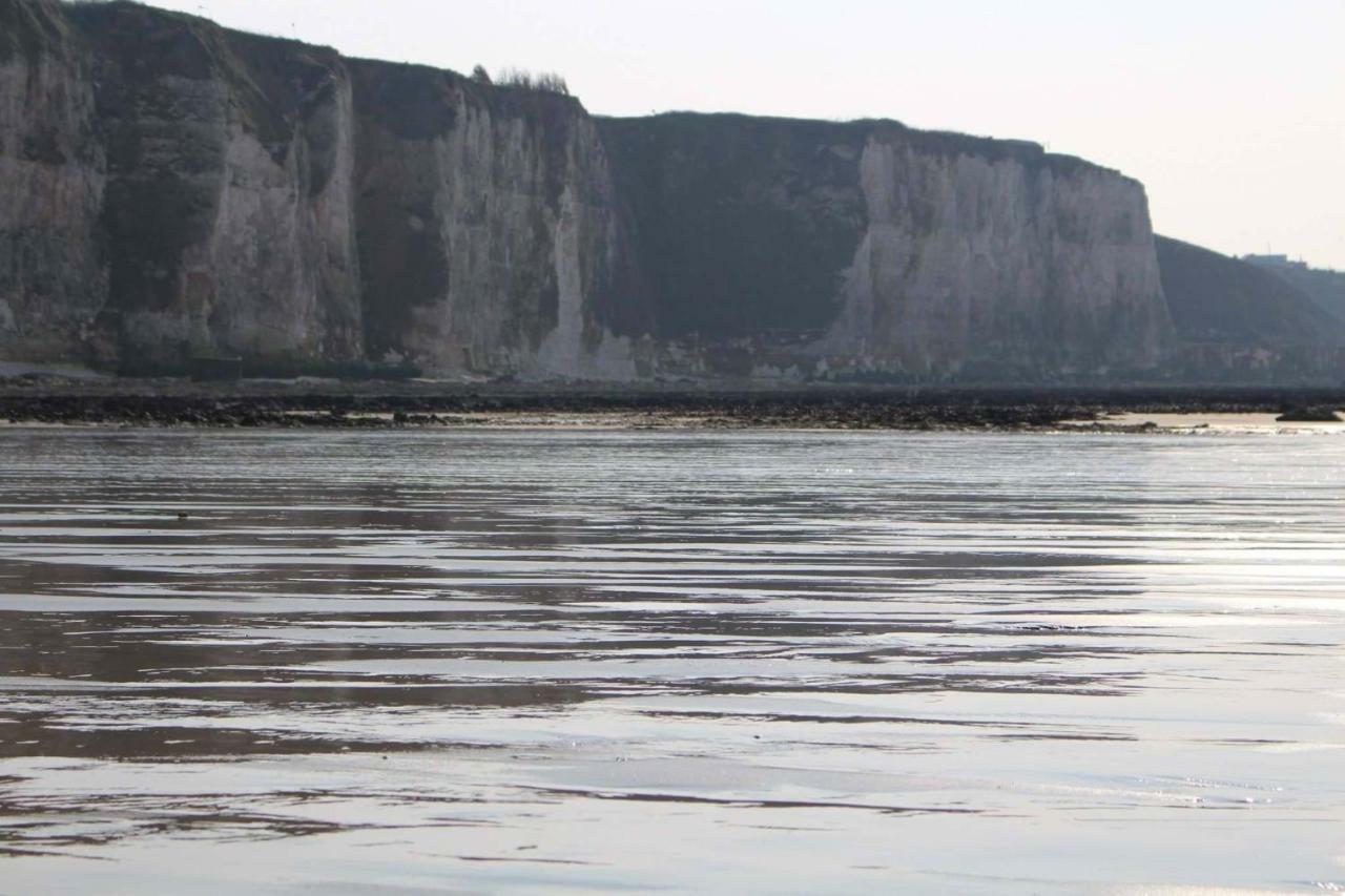 L'Ecoutille Dieppe Luaran gambar